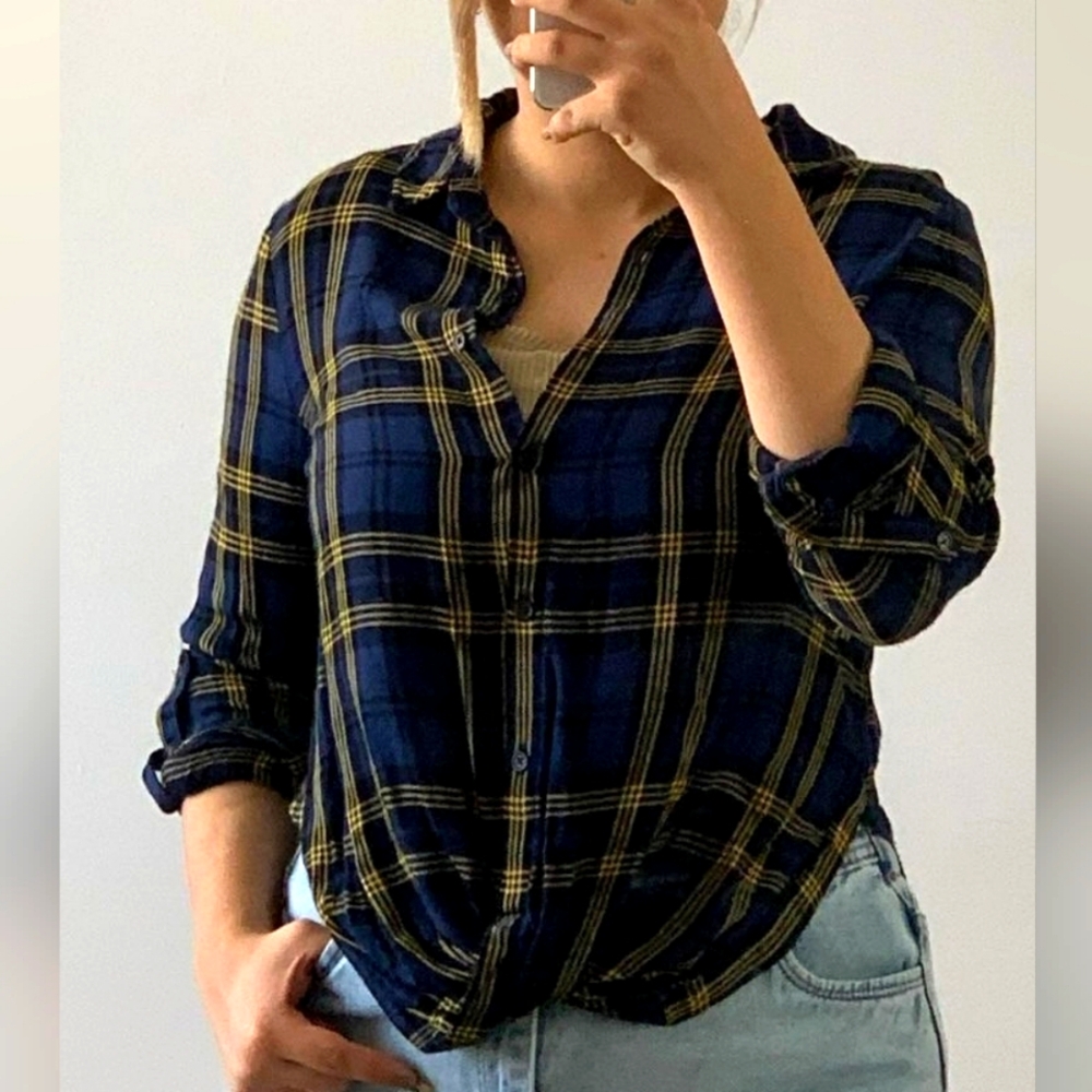Size L Love Spell blue plaid shirt